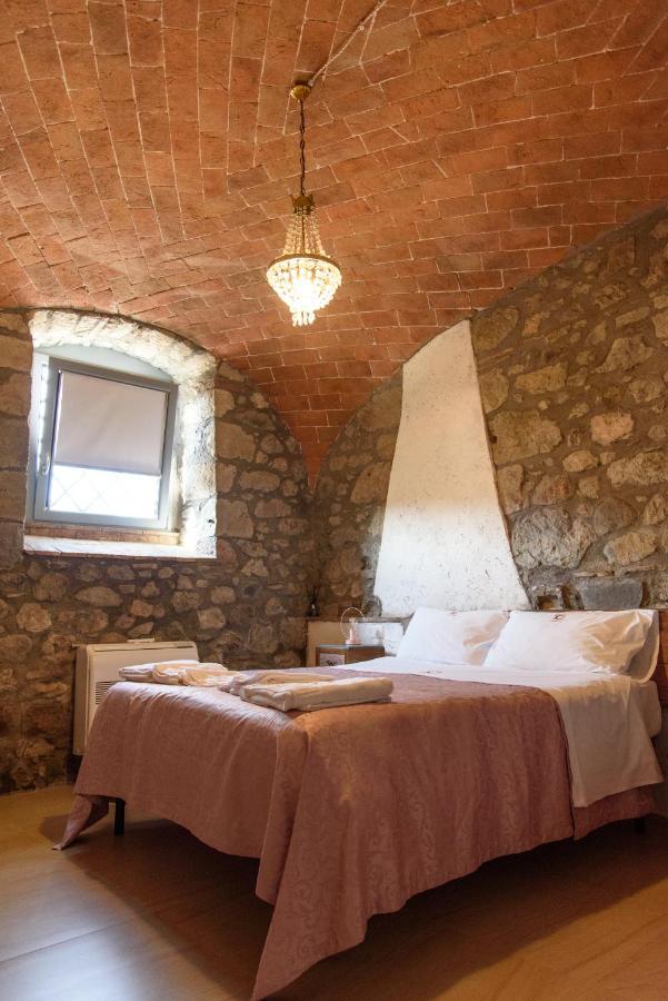 Casale 1541 Bed & Breakfast Bolsena Dış mekan fotoğraf