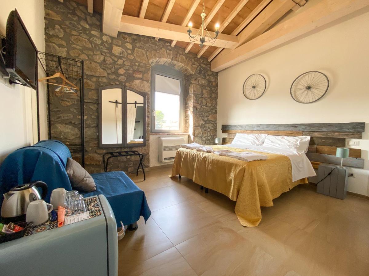 Casale 1541 Bed & Breakfast Bolsena Dış mekan fotoğraf