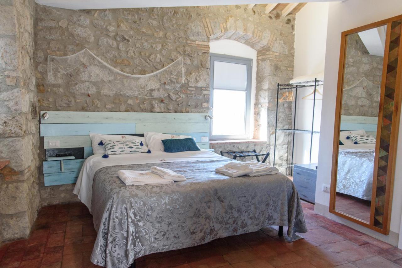 Casale 1541 Bed & Breakfast Bolsena Dış mekan fotoğraf